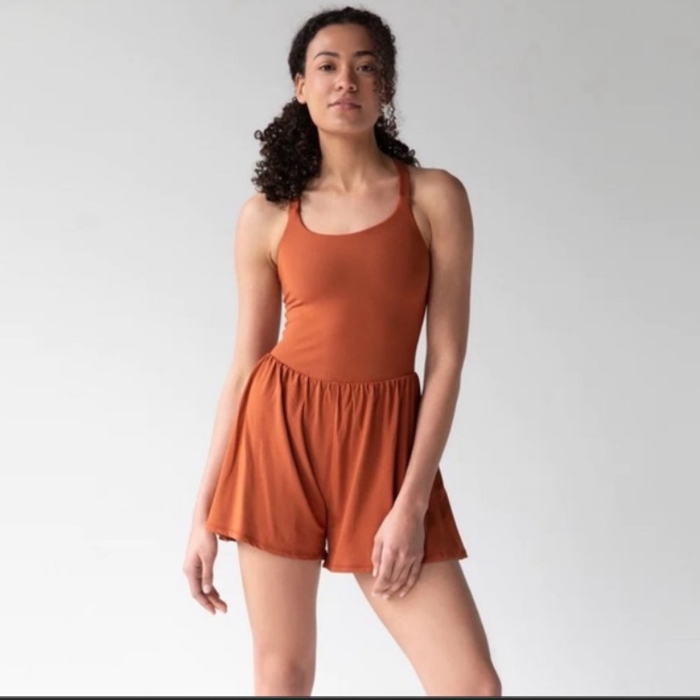 Imbodhi Lila Romper in Redwood M